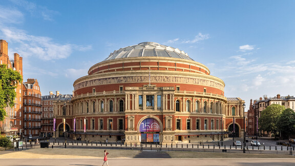 humidity control in opera houses